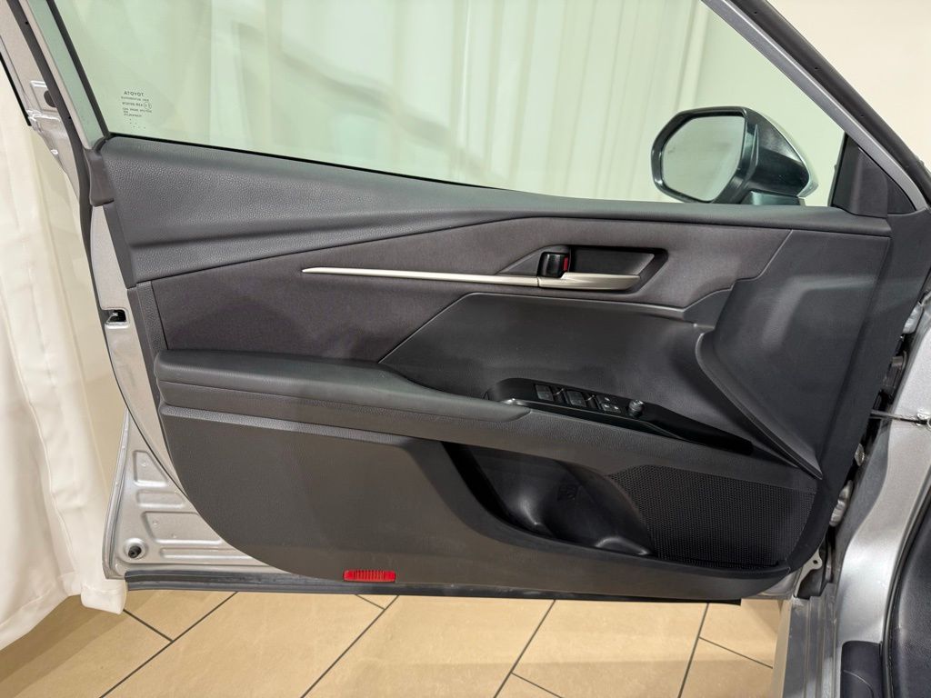 Thumbnail: 2025 Toyota Camry - 14