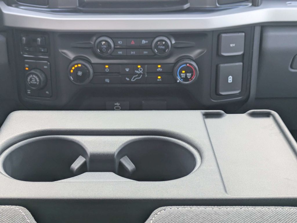 2027 Ford F-250 Super Duty XL