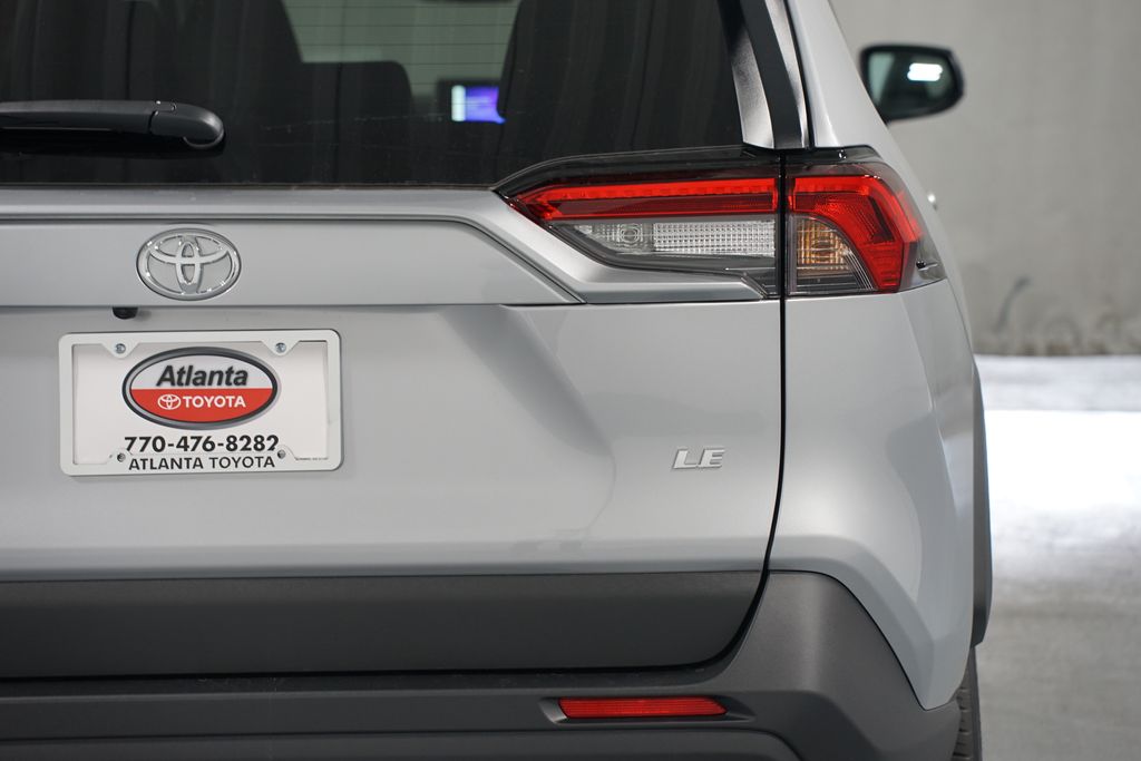 Thumbnail: 2025 Toyota RAV4 - 10