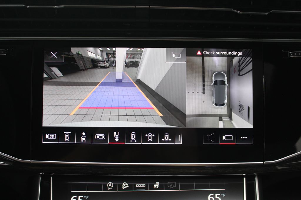 Thumbnail: 2026 Audi Q8 - 26