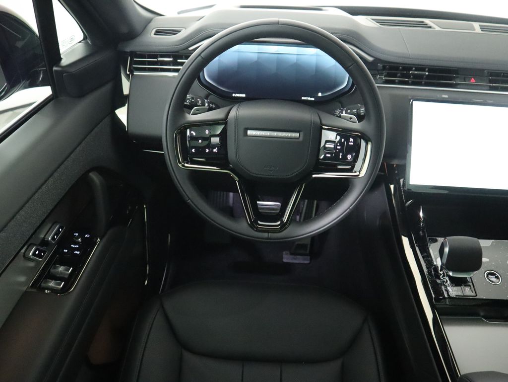 Thumbnail: 2026 Land Rover Range Rover Sport - 11