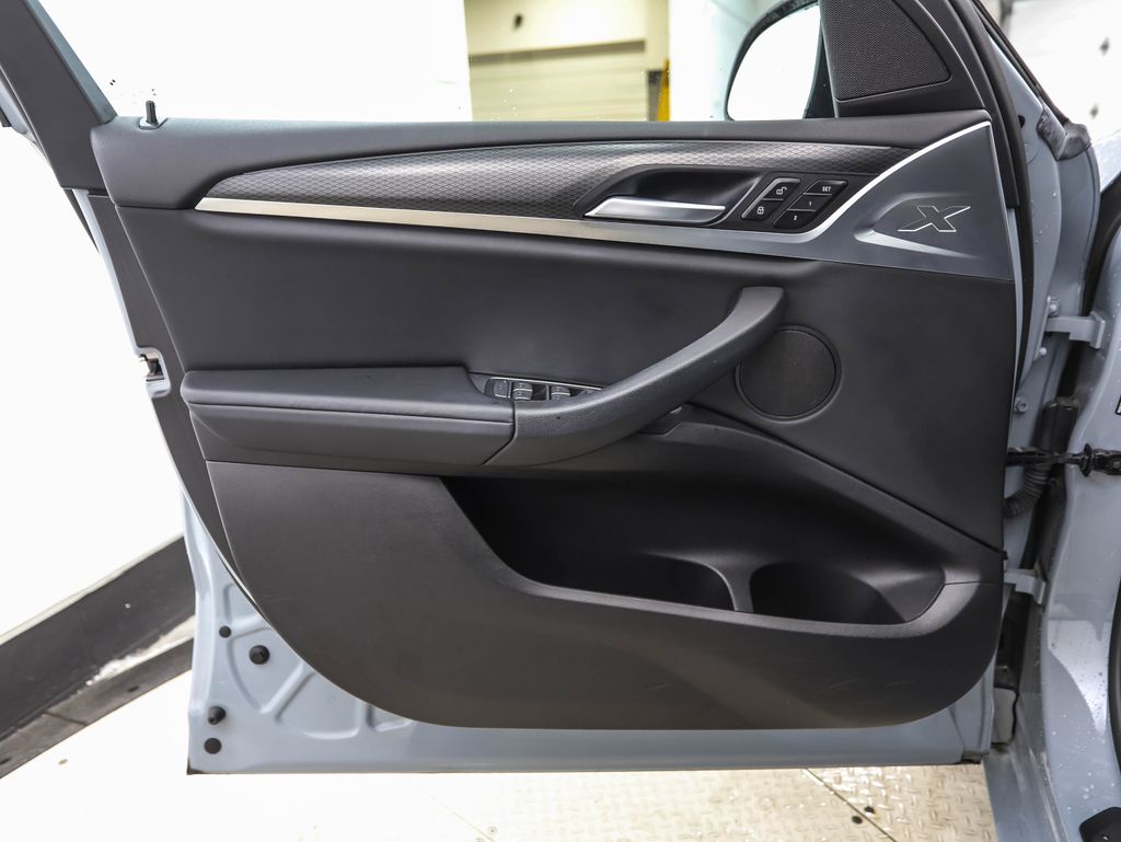 Thumbnail: 2022 BMW X3 - 9