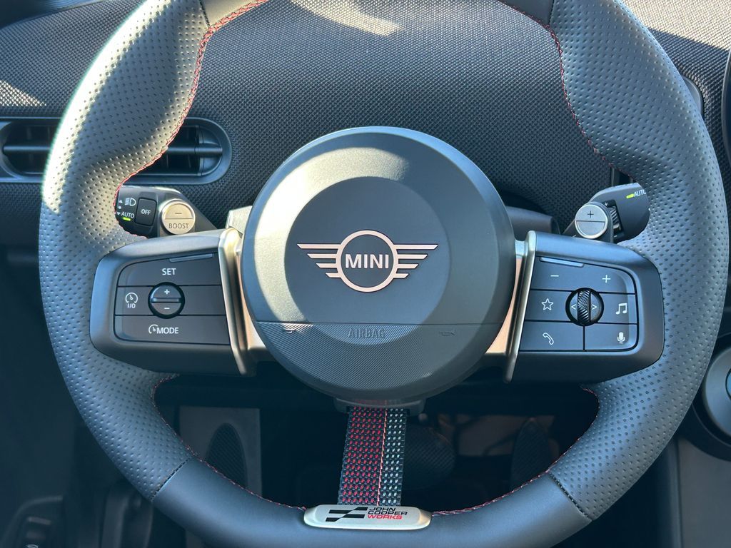 Thumbnail: 2026 MINI Cooper - 17