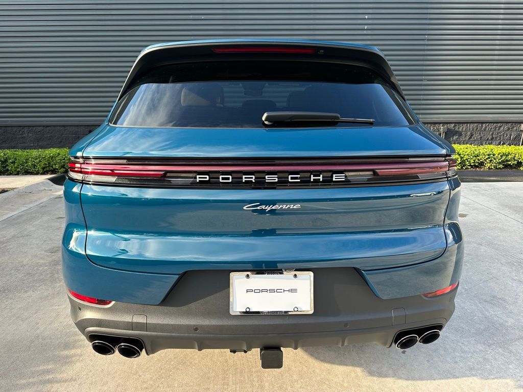 Thumbnail: 2026 Porsche Cayenne - 12