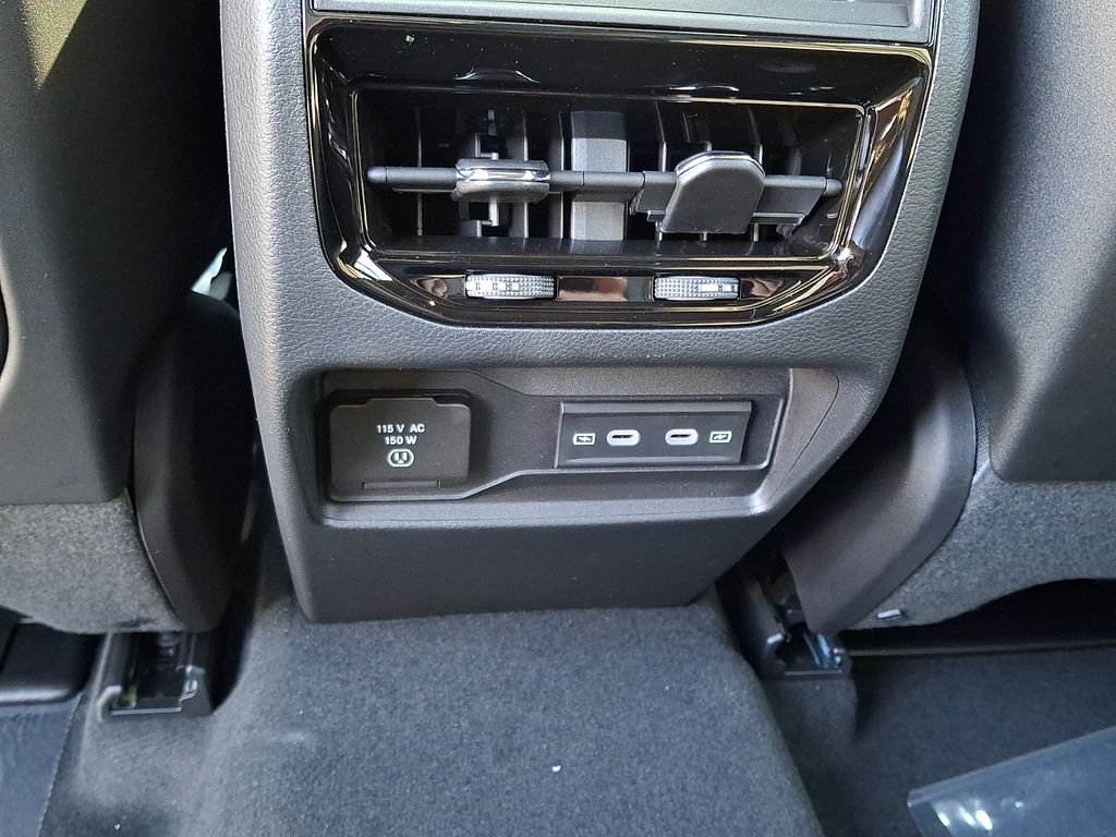 New 2026 Jeep Grand Cherokee SUV