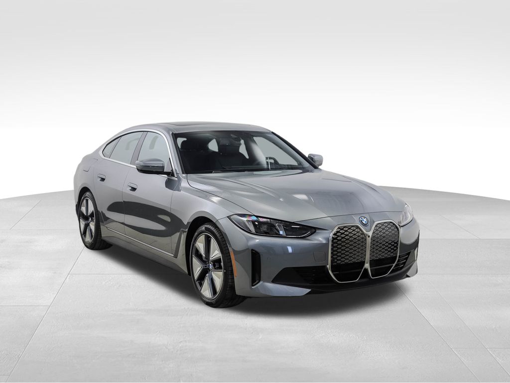 Thumbnail: 2025 BMW i4 - 7