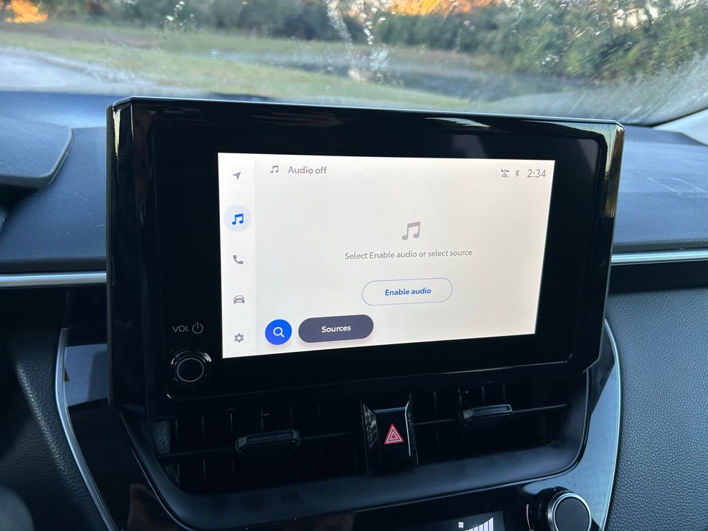 Thumbnail: 2025 Toyota Corolla - 23