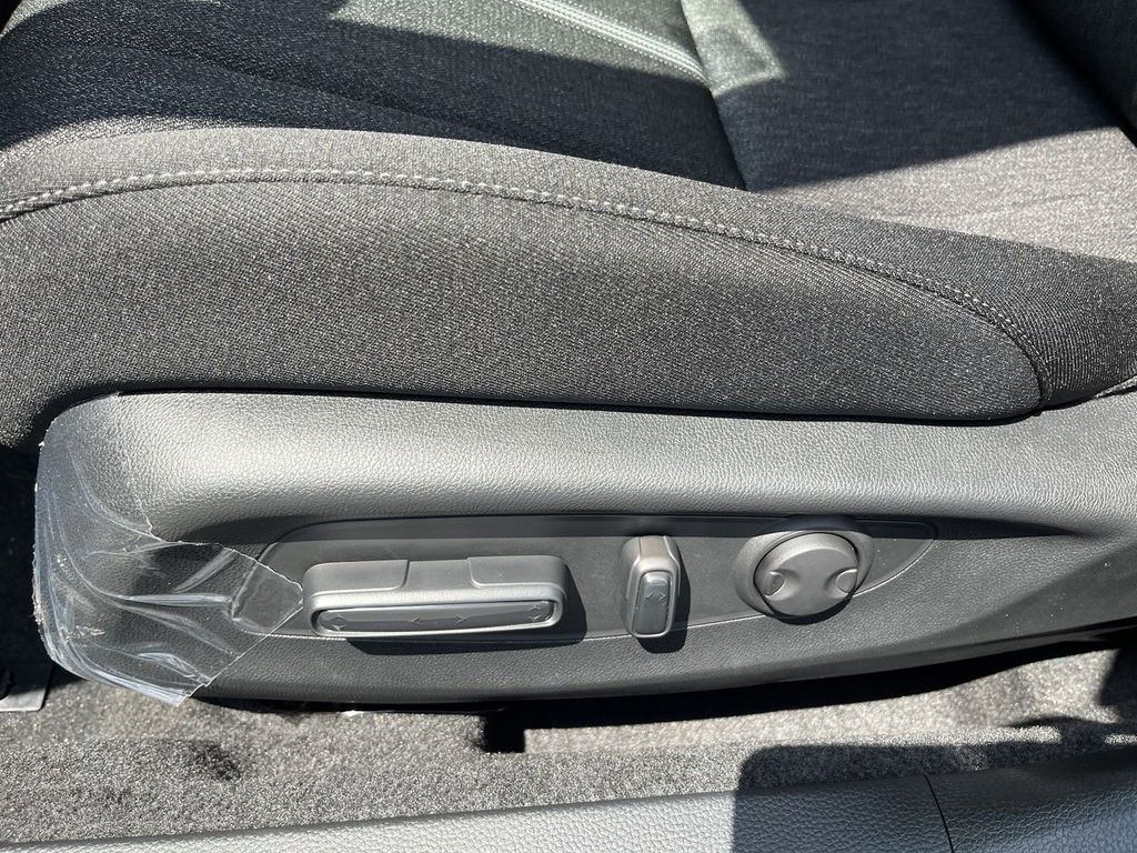 new 2025 Honda Accord Hybrid car, priced at $33,893