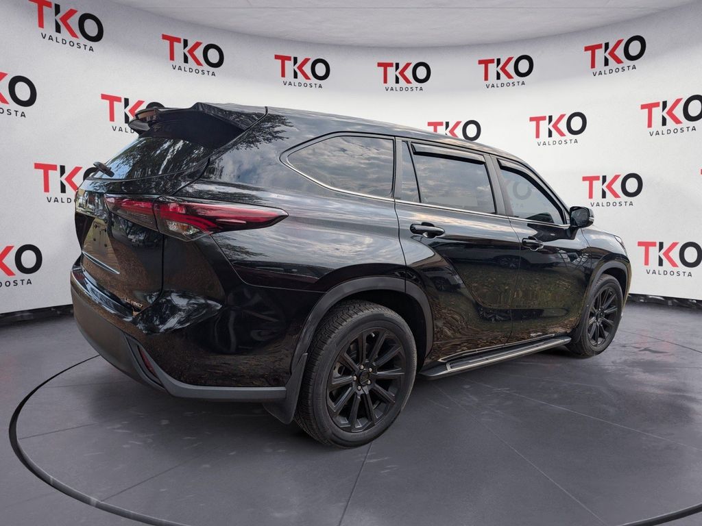 Used 2024 Toyota Highlander SUV