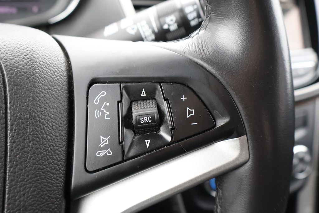 Thumbnail: 2019 Chevrolet Trax - 19