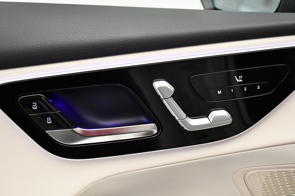 Thumbnail: 2026 Mercedes-Benz GLC - 32