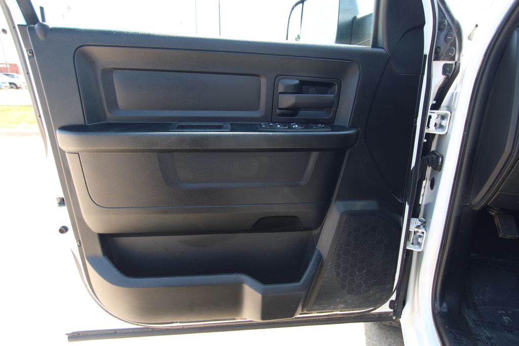 Used 2023 Ram 1500 Classic Truck