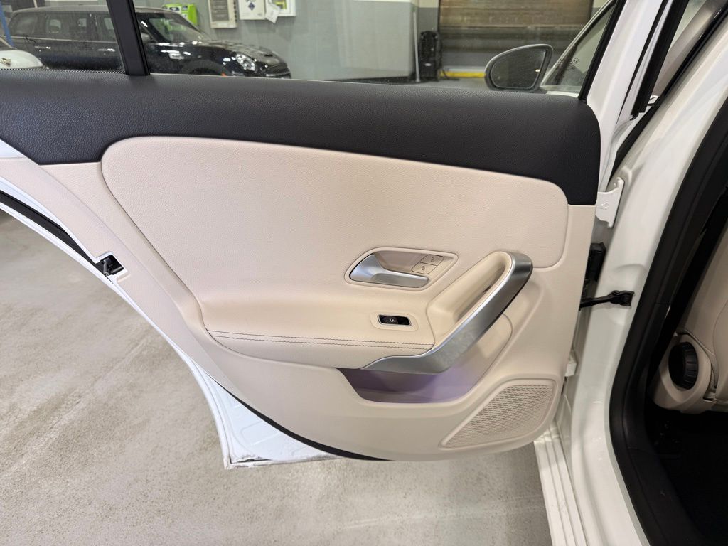 Thumbnail: 2022 Mercedes-Benz A-Class - 19