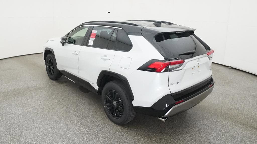 Thumbnail: 2025 Toyota RAV4 - 6