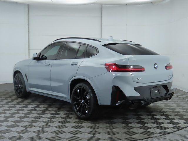 Thumbnail: 2023 BMW X4 - 7