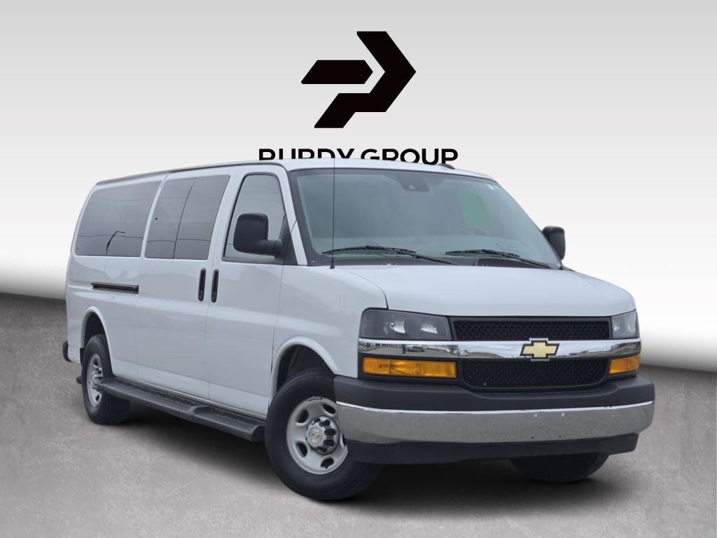 2023 Chevrolet Express 3500