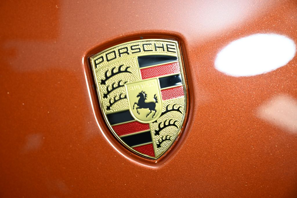 Thumbnail: 2024 Porsche Macan - 13