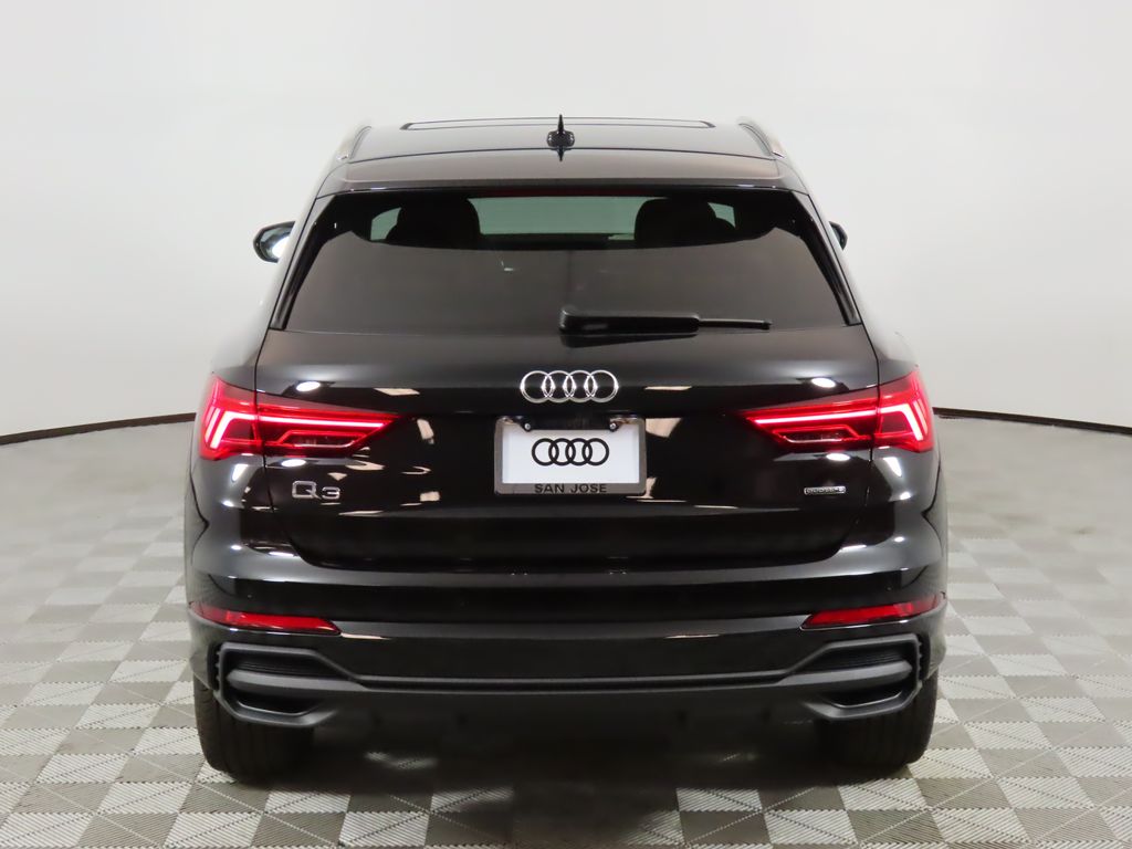 2024 Audi Q3  4