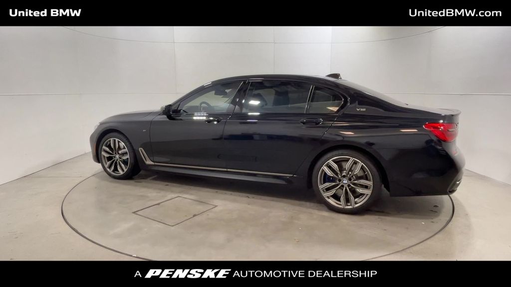 2019 BMW 7 Series M760i xDrive 6