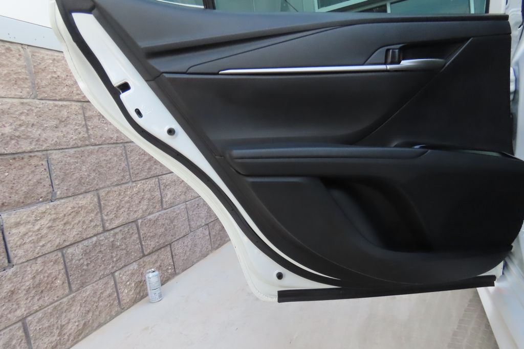 Thumbnail: 2025 Toyota Camry - 25