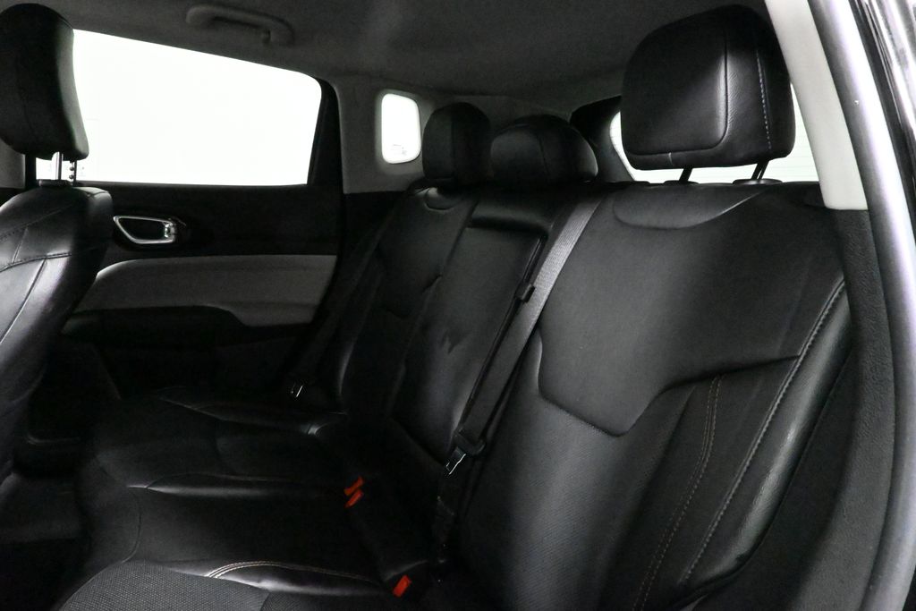 Thumbnail: 2022 Jeep Compass - 5