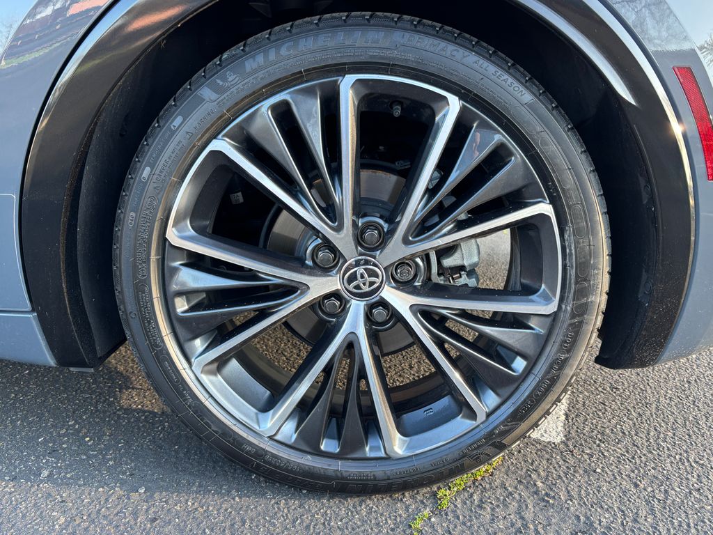 Thumbnail: 2024 Toyota Prius - 32