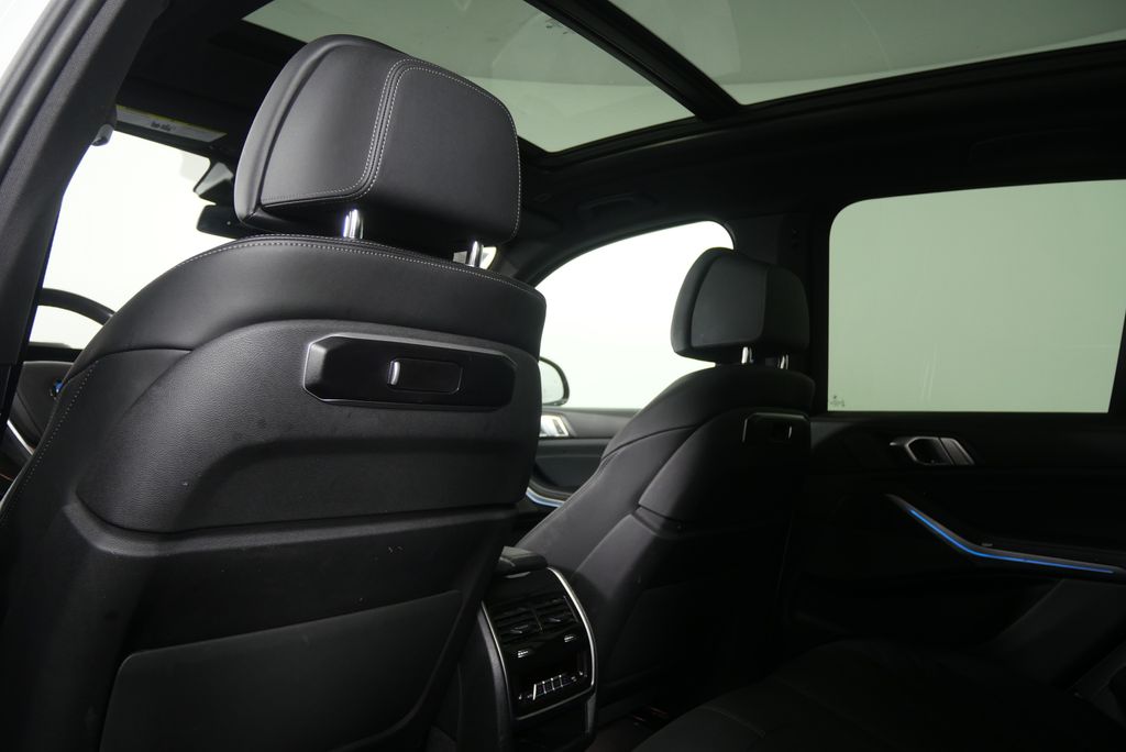 Thumbnail: 2024 BMW X5 - 15