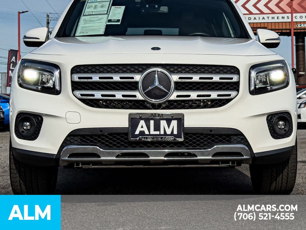 Used 2022 Polar White Mercedes-Benz GLB 250 image 9