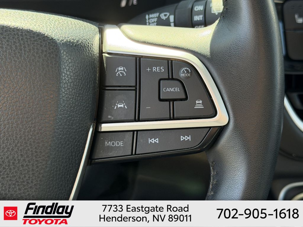 Used 2025 Toyota Grand Highlander SUV