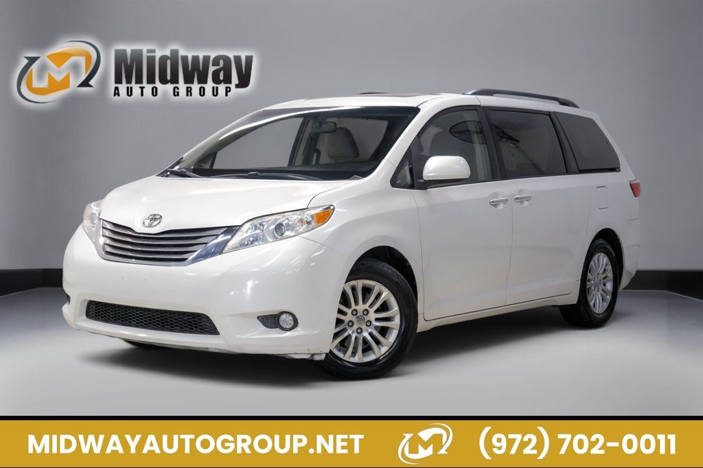 White (Blizzard Pearl) 2016 Toyota Sienna Minivan Front-Wheel Drive 6-Speed Automatic Overdrive