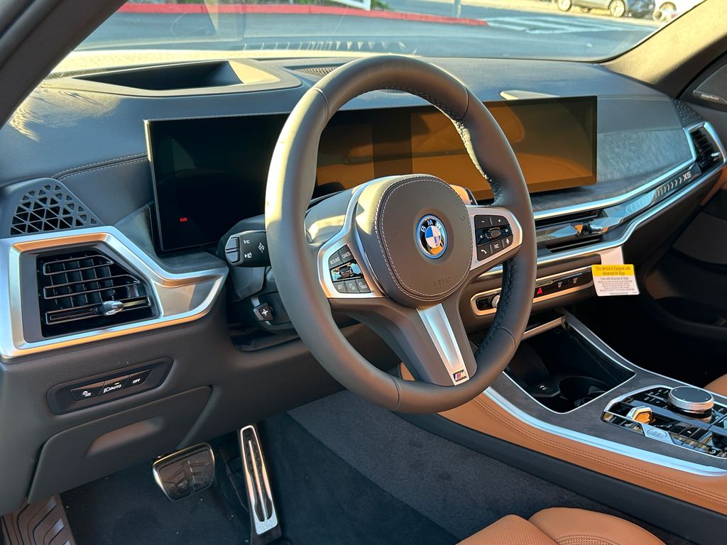 Thumbnail: 2026 BMW X5 - 13