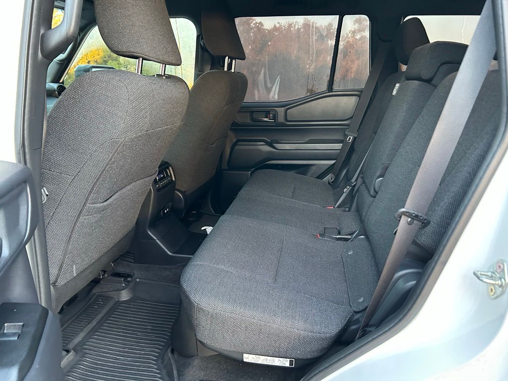 Thumbnail: 2025 Toyota Land Cruiser - 13