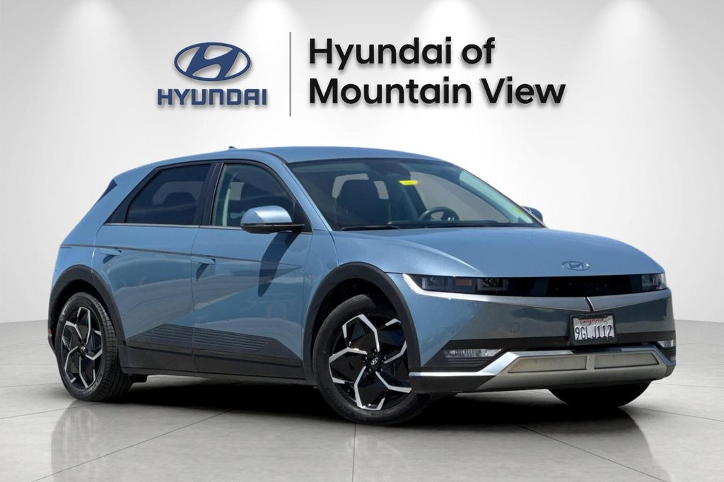 2023 Hyundai IONIQ 5 SE Standard Range