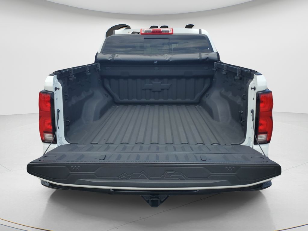 Certified Used 2025 White Chevrolet Z71 image 9