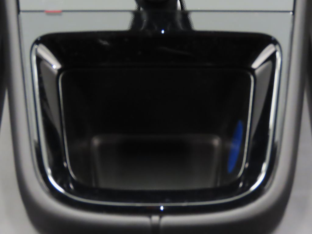 Thumbnail: 2025 Porsche  - 30