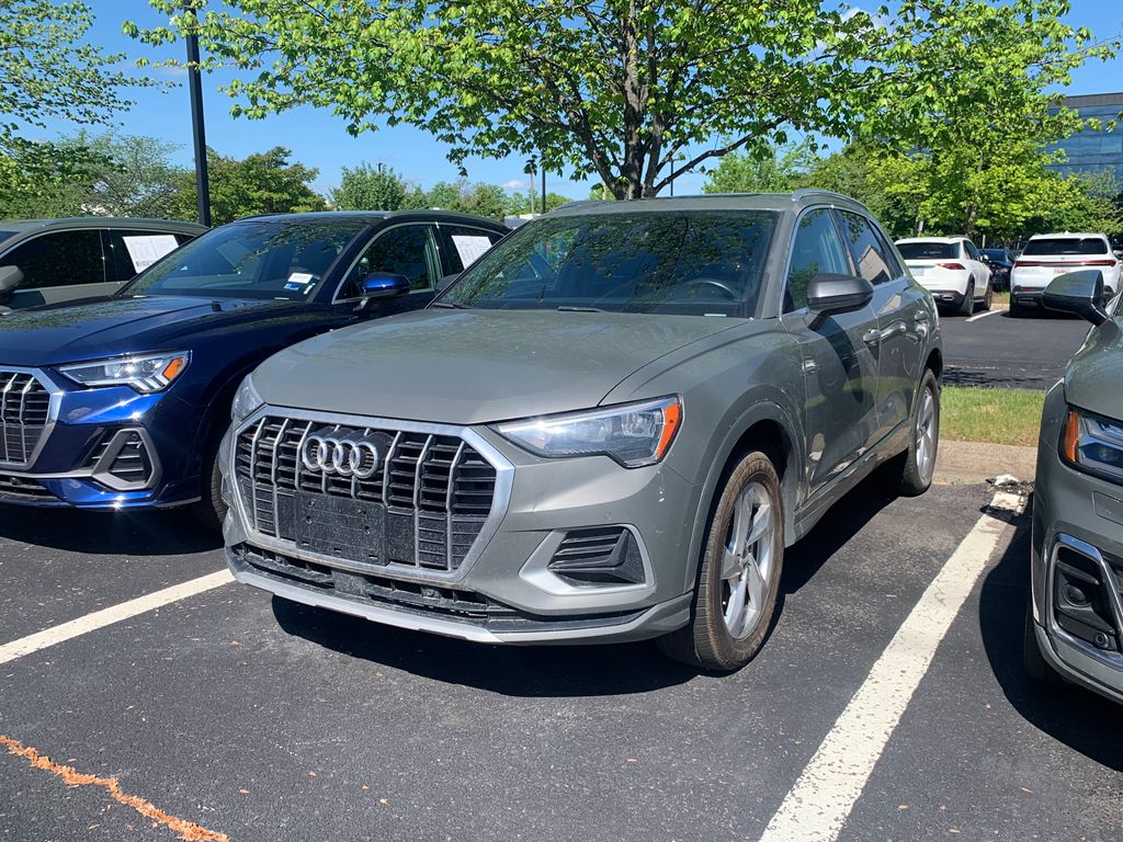 Thumbnail: 2020 Audi Q3 - 3