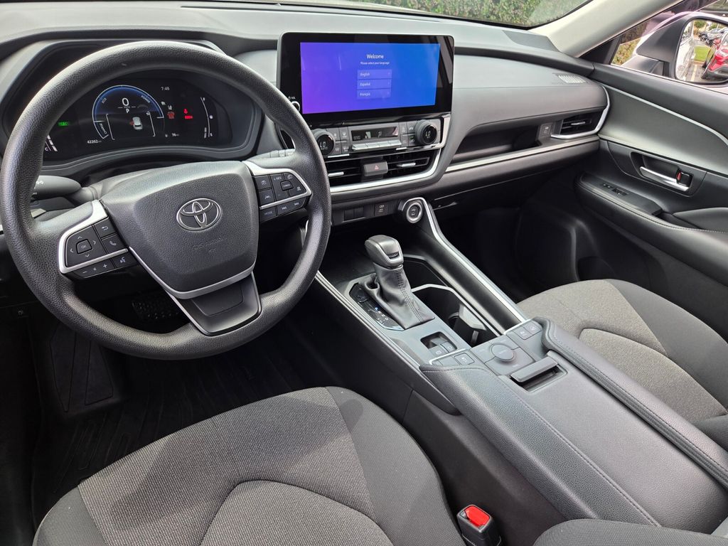 Used 2025 Toyota Grand Highlander Hybrid SUV