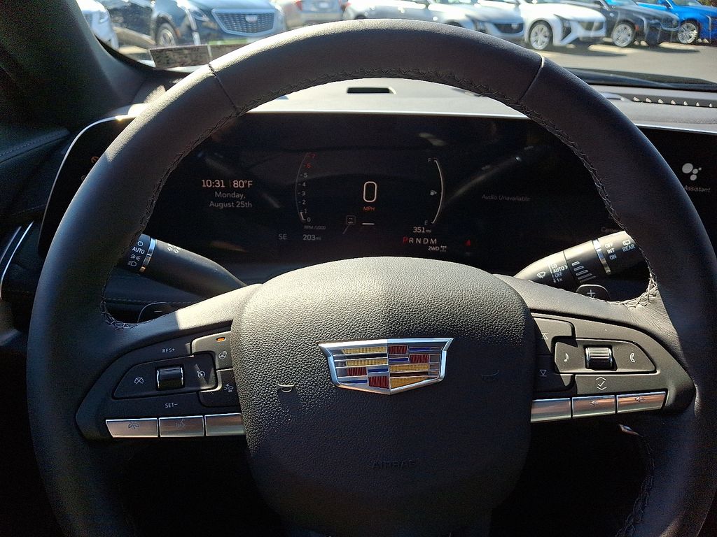 Thumbnail: 2025 Cadillac XT4 - 9