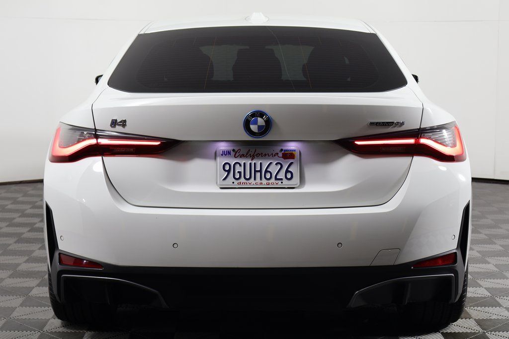 Thumbnail: 2023 BMW i4 - 5
