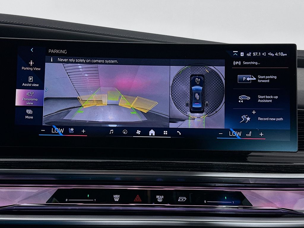 Thumbnail: 2025 BMW 7 Series - 14