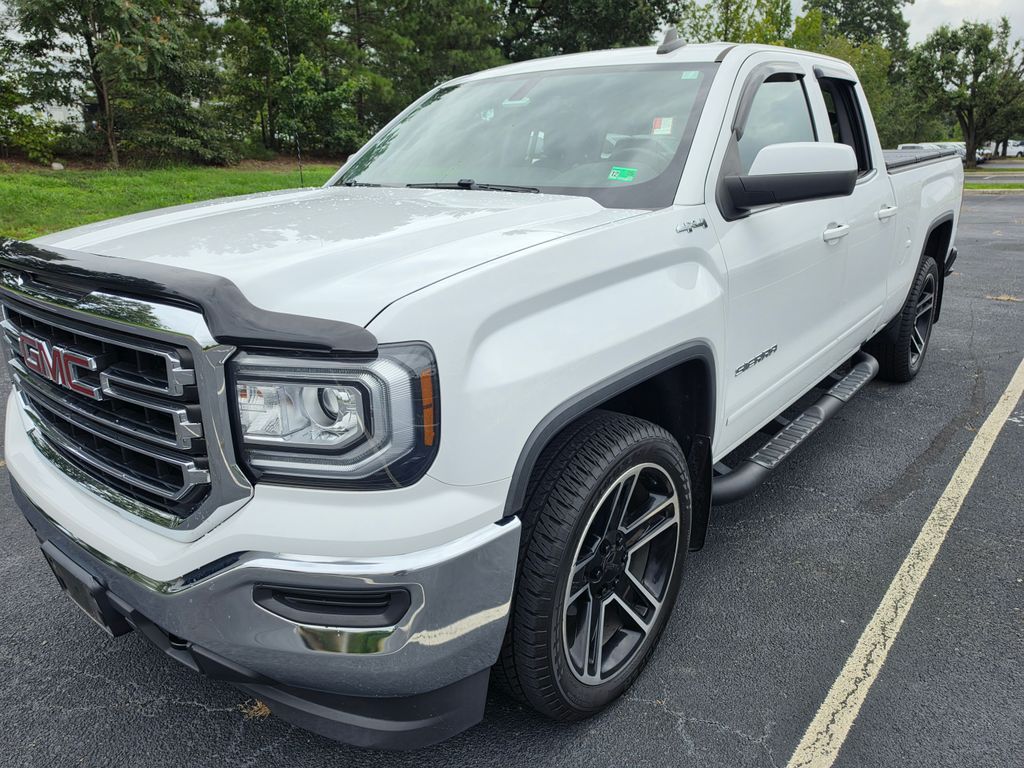 Summit White 2018 GMC Sierra 1500 Pickup Truck Four-Wheel Drive 6-Speed Automatic Overdrive