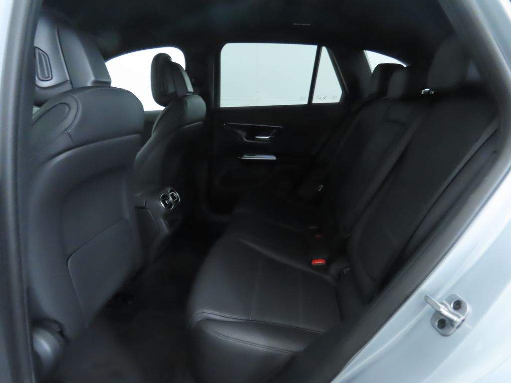 Thumbnail: 2025 Mercedes-Benz GLC - 21