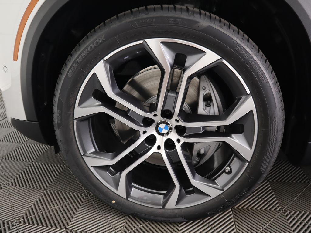 Thumbnail: 2026 BMW X5 - 31