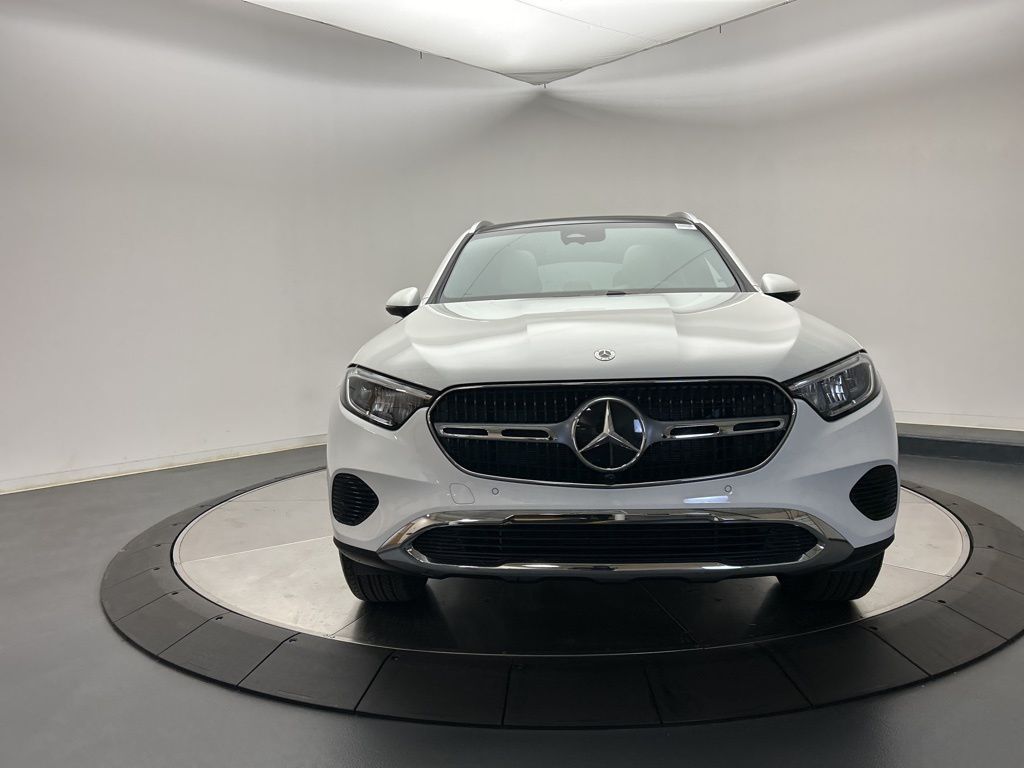 Thumbnail: 2026 Mercedes-Benz GLC - 2