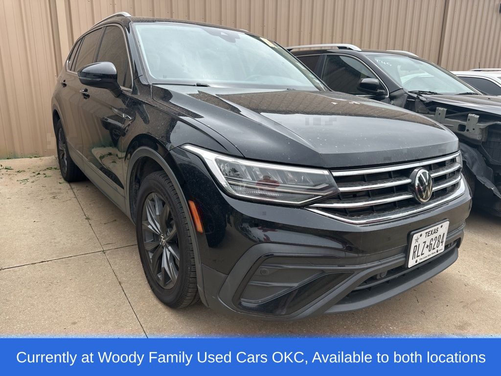 Deep Black 2022 Volkswagen Tiguan SE FWD SUV / Crossover Front-Wheel Drive 8-Speed Automatic