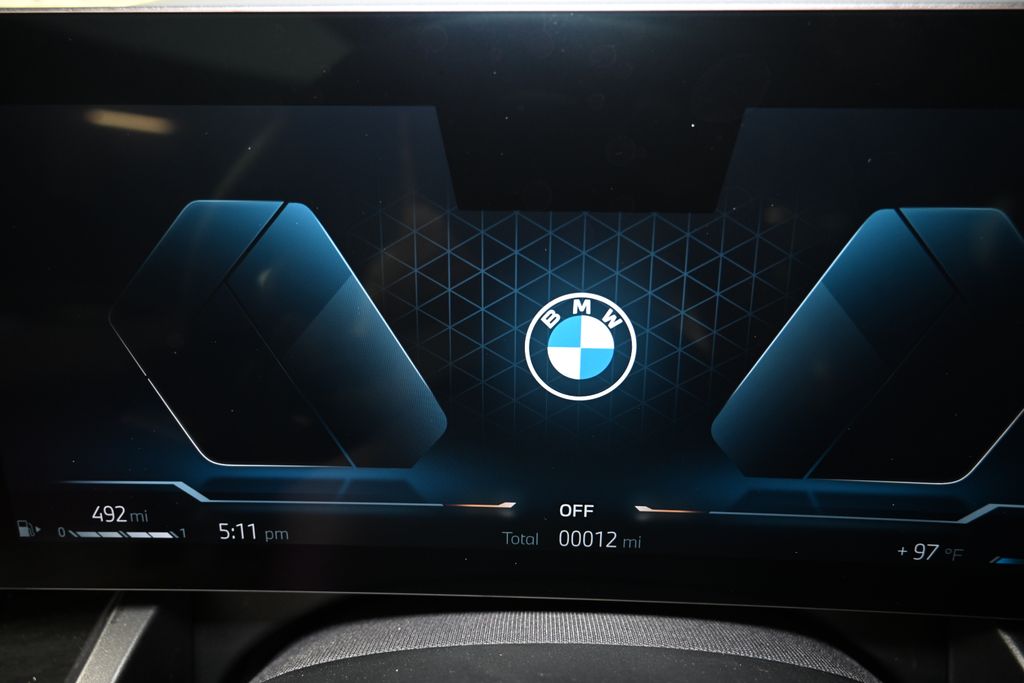 Thumbnail: 2026 BMW 5 Series - 26