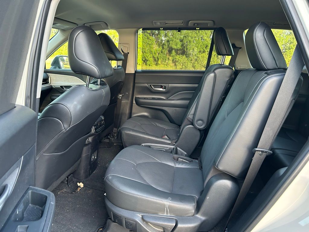 2024 Toyota Grand Highlander Limited 14