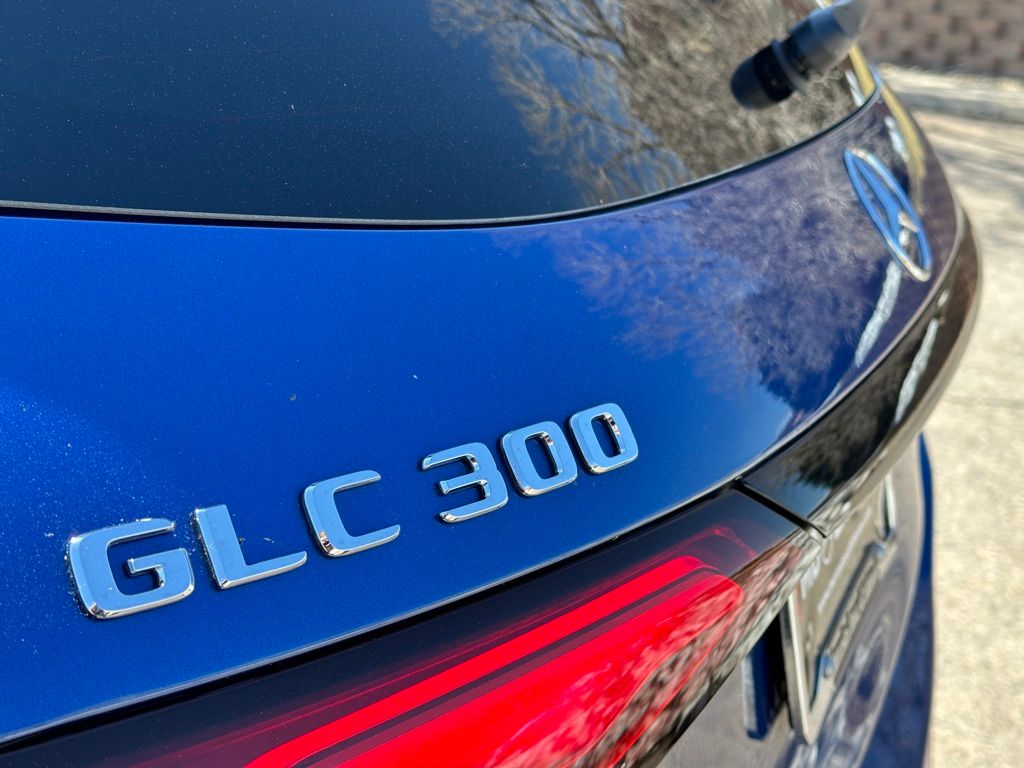 2024 Mercedes-Benz GLC GLC 300 28