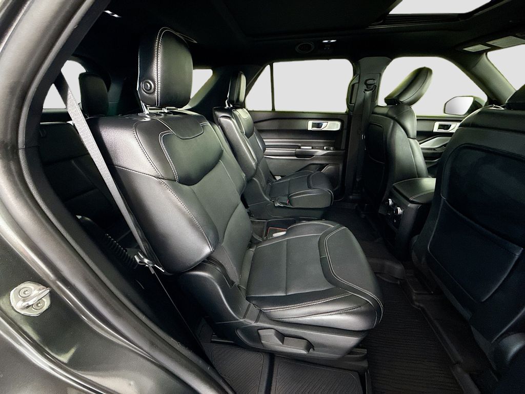 Thumbnail: 2020 Ford Explorer - 22