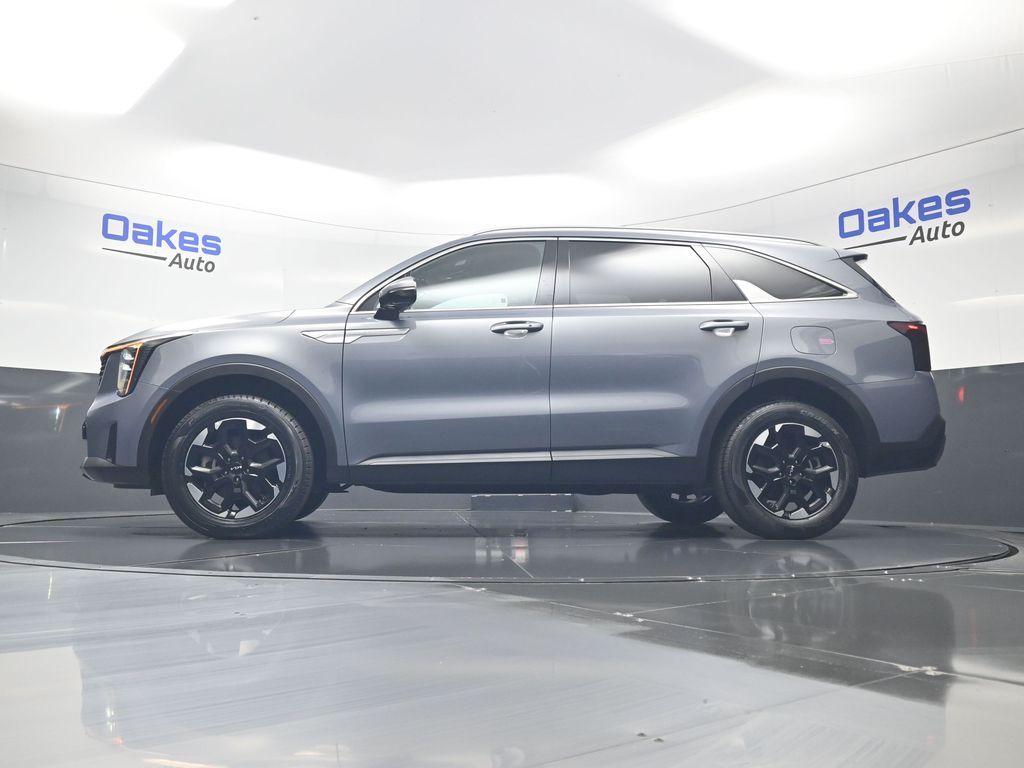2025 Everlasting Silver Kia Sorento S AWD SUV